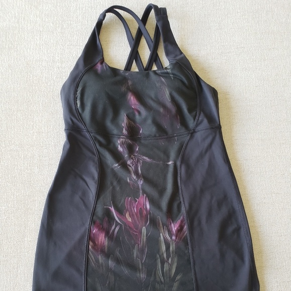 lululemon athletica Tops - Lululemon black floral tank top with built in bra
